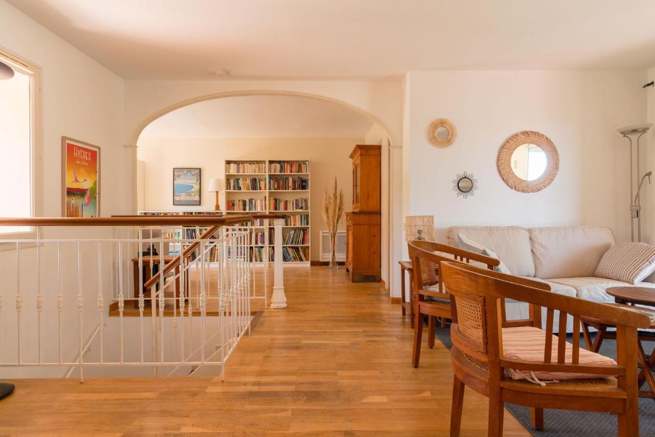 Villa Vue Mer Presqu'Ile De Giens Avec Piscine Hyères Eksteriør billede