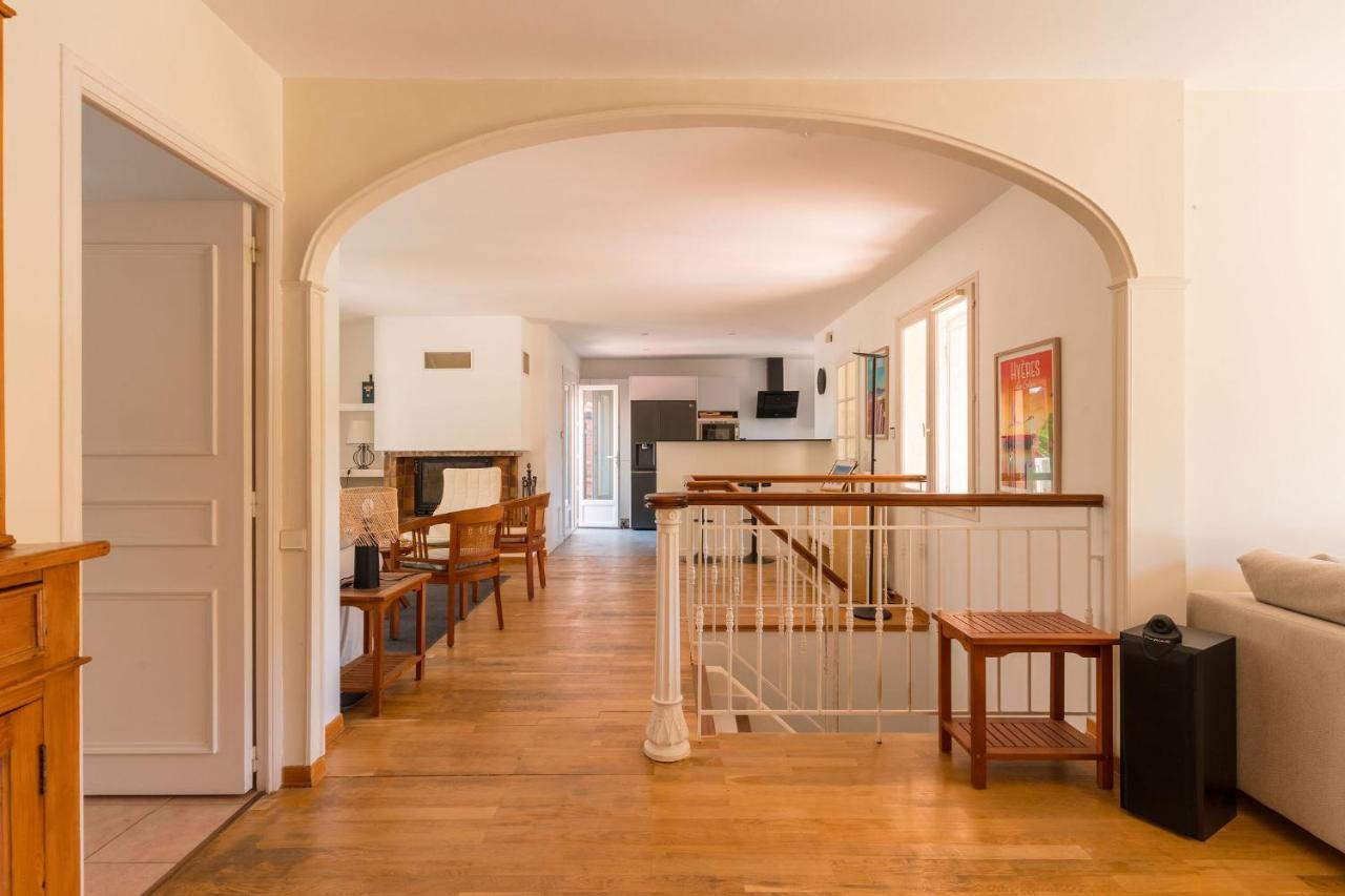 Villa Vue Mer Presqu'Ile De Giens Avec Piscine Hyères Eksteriør billede